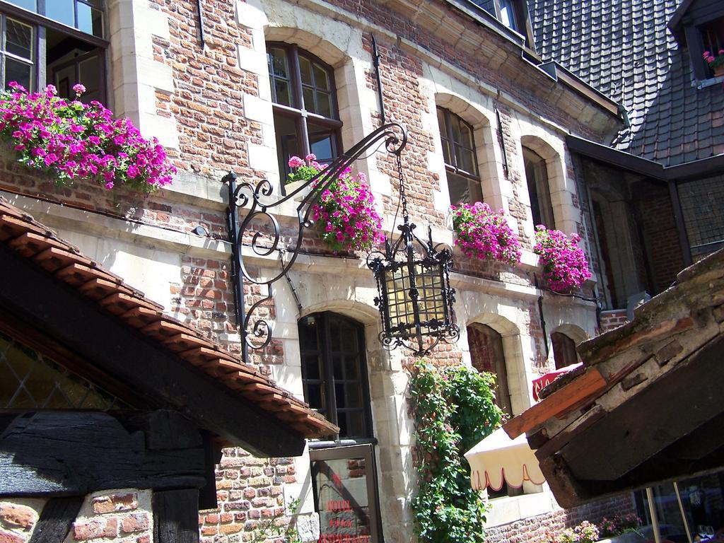 Auberge Du Bon Fermier Valenciennes Exterior foto